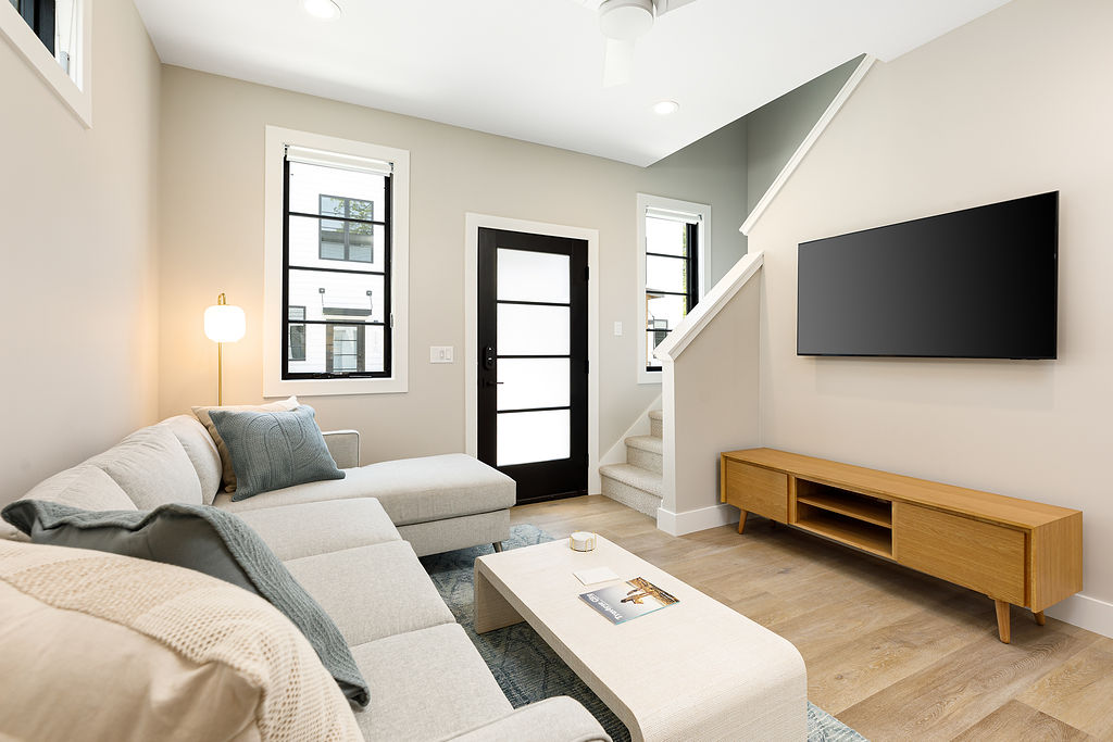 Lakestone living detail